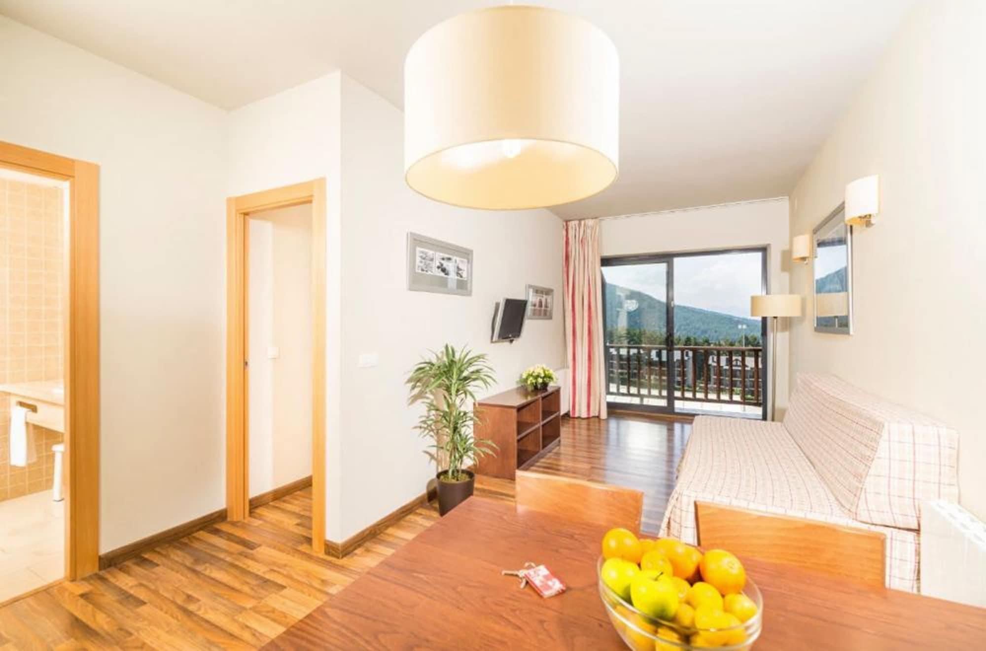 Guitart La Molina Aparthotel & Spa מראה חיצוני תמונה