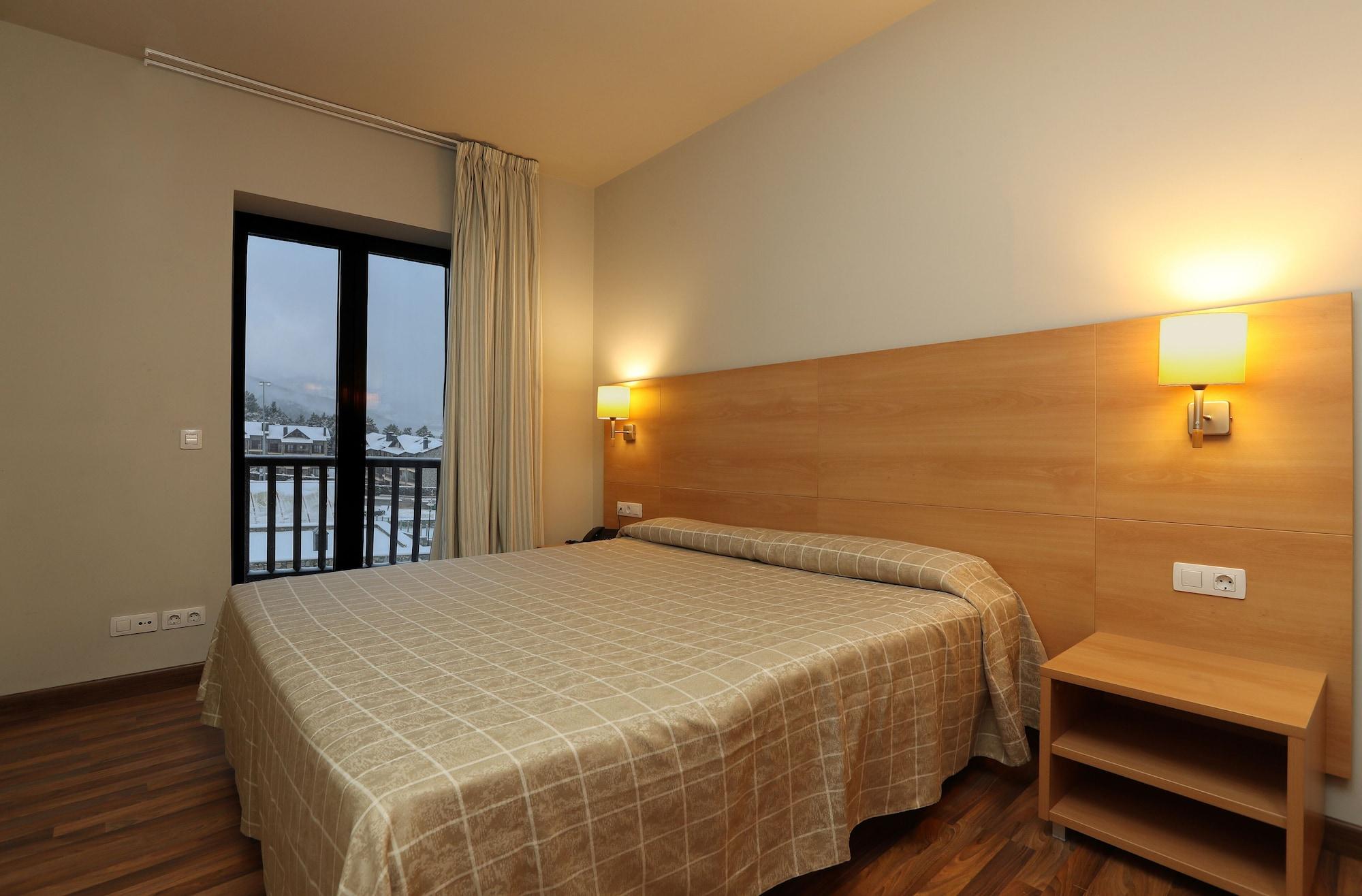 Guitart La Molina Aparthotel & Spa מראה חיצוני תמונה